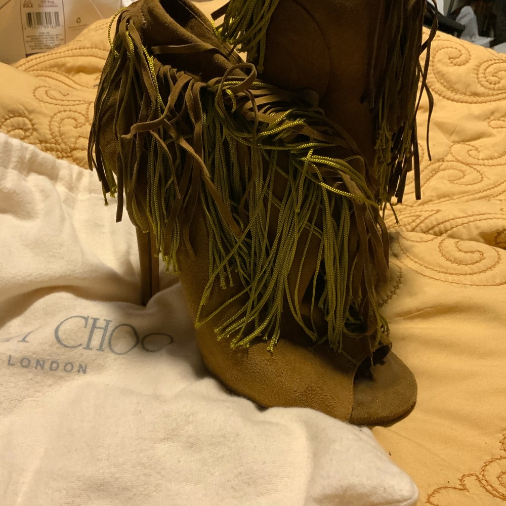 Sexy JIMMY CHOO shoes. Size 38.5. Color: Olive Green